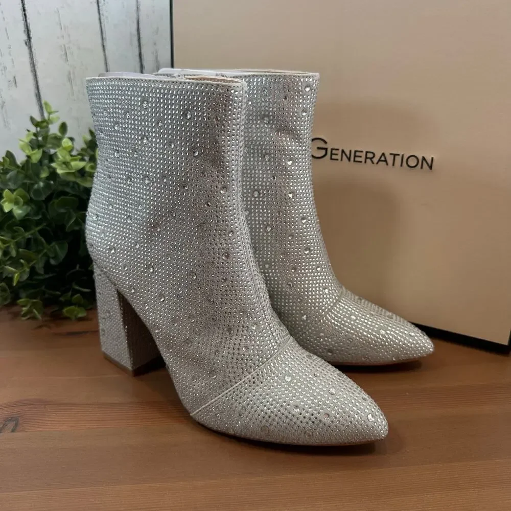 BCBGeneration Briel 2 Sparkle‎ Silver Heeled Bootie Boots Size 5.5